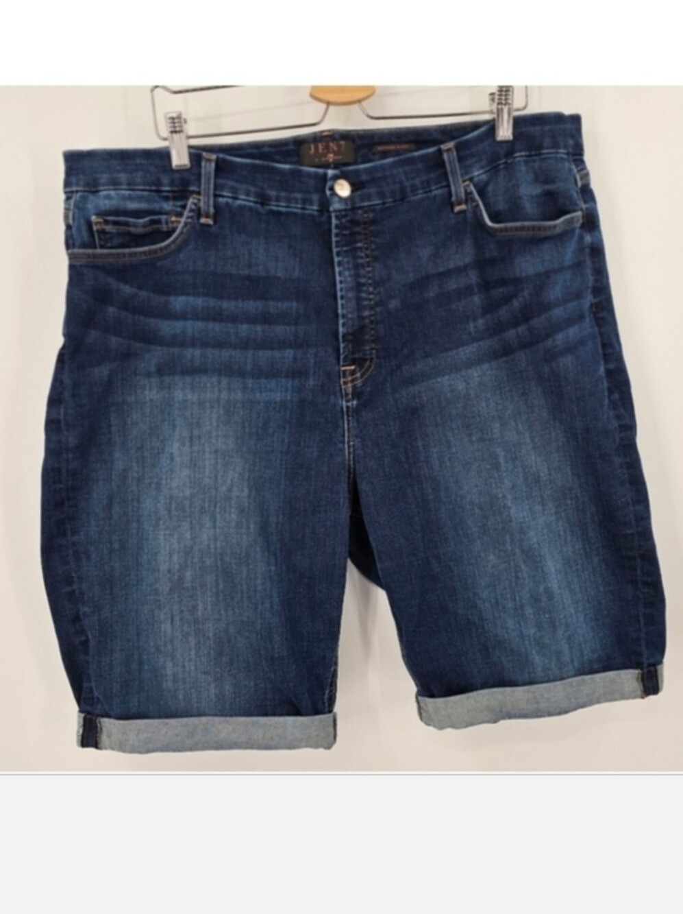 Jen7 by 7 For All Mankind Jean Shorts Size 20
